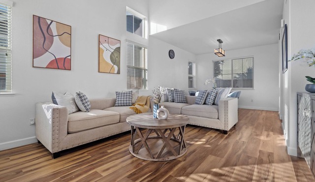 4BR Getaway in Tracy, 2 Min to Hwy, 20% Off Monthly