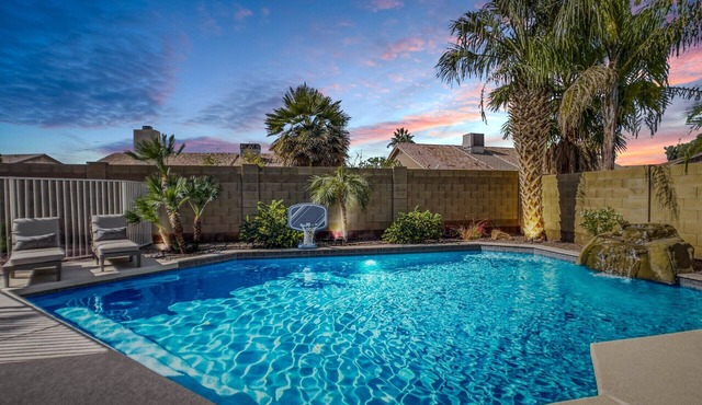 4BR Oasis: Heated Pool + Games, Central Chandler