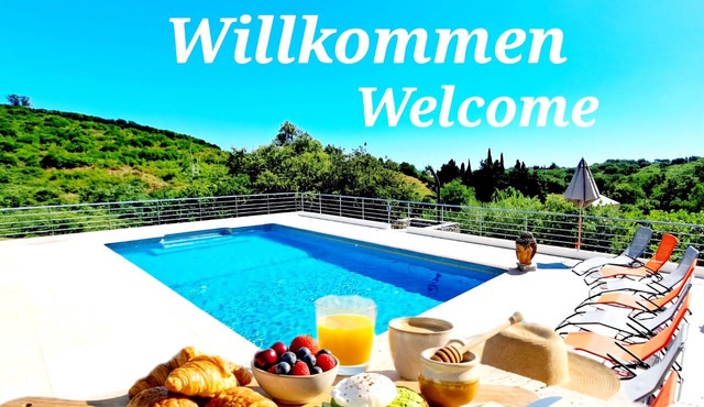 ☆5 min walk – 160 m²/5,000 m² lot Private, secluded pool for 2–8 people max