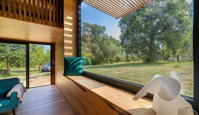 5 minutes from the beach and in the heart of a green setting. timber-framed house