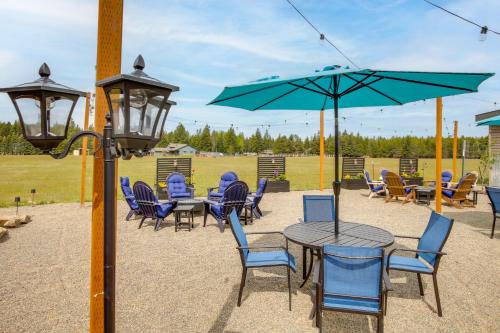 6 Mi to Lake Pend Oreille! Cozy Cabins w/Views