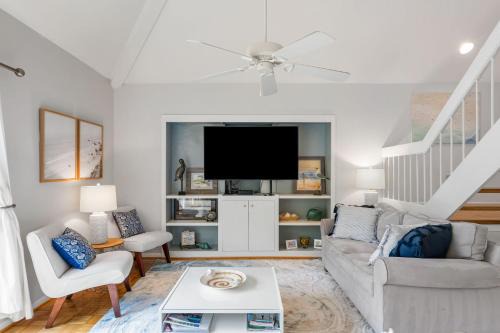 735 Spinnaker Beach House