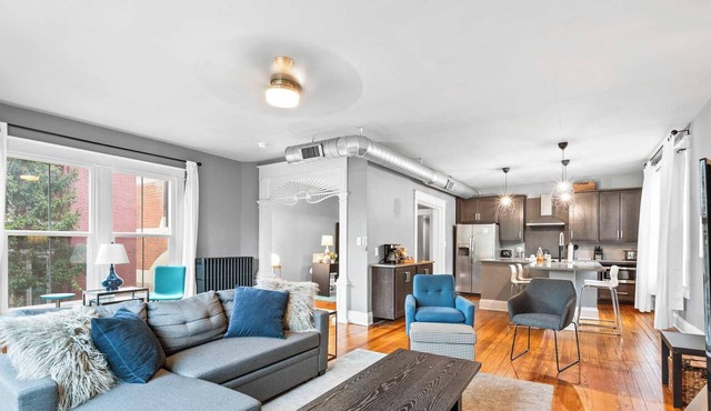 8 min to Stadiums & Dwntn Cincy, 1BR in Ludlow KY