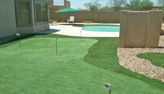 800 SQ FT PUTTING/CHIPPING GREEN NEXT TO HEATED POOL 4 BD RM HOME