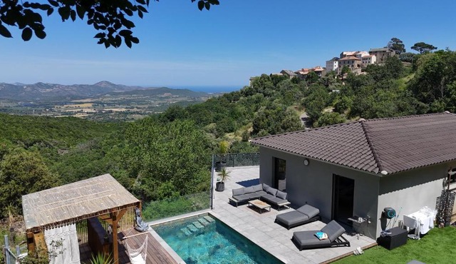A CASA DI GHJULIA PISCINE CHAUFFEE PROCHE St FLORENT
