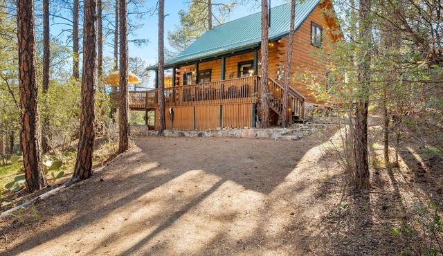 A Luxurious Prescott Log Cabin, 1 mile to Downtown.
