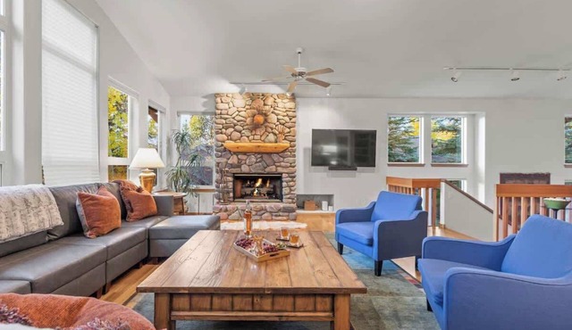 Abode at Sawtooth, access to ranch clubhouse