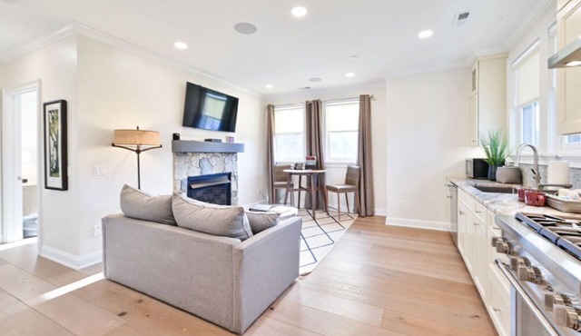 Access to Unmatched Amenities | Adults Exclusive in Richmond