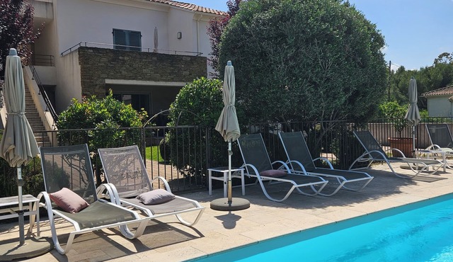 Acqua è Terra Special Offer: Air Conditioning, Pool & Garden, 5-minute walk from St. Florent