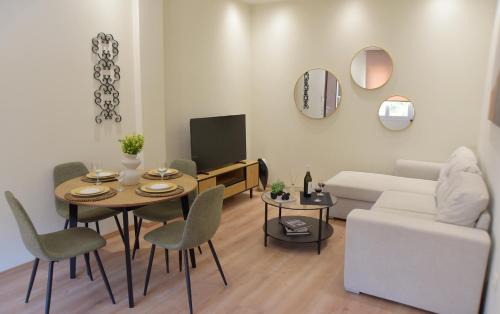Aero & Expo Comfort Apartment - 2BR & 2BA