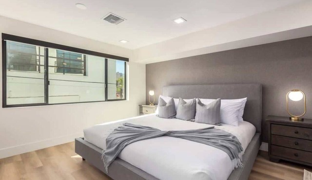 Agave Suite|Biz Center|Walk 2 Everything