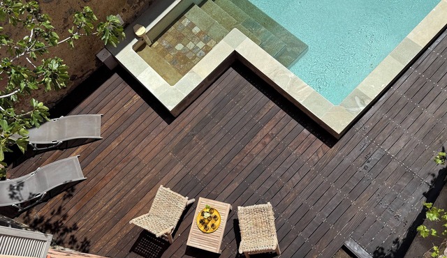 Air-conditioned village house with sea view terrace and swimming pool