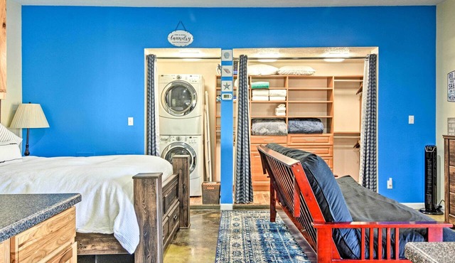 Albuquerque Studio with Shared Pool & Fire Pit!