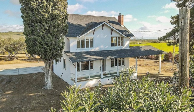 Almond Orchard Farmhouse