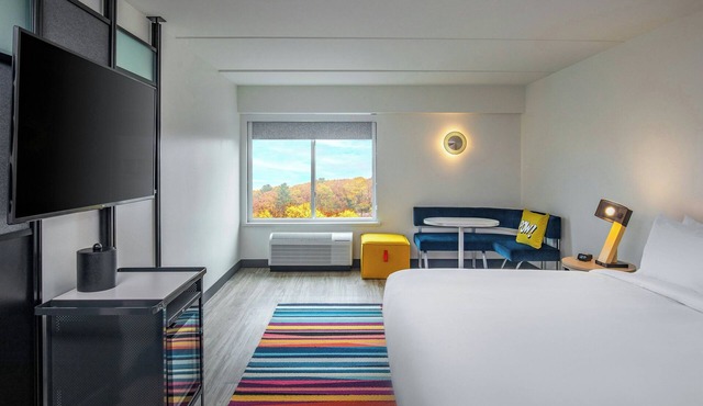 Aloft by Marriott Framingham