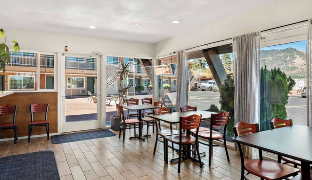 Americas Best Value Inn & Suites Flagstaff
