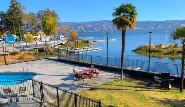 Anchorage Inn Lakeport