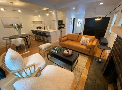 Andora Villa #123 Newly Remodeled 2 BR/2Bath, Centrally Located, Close to Town Center