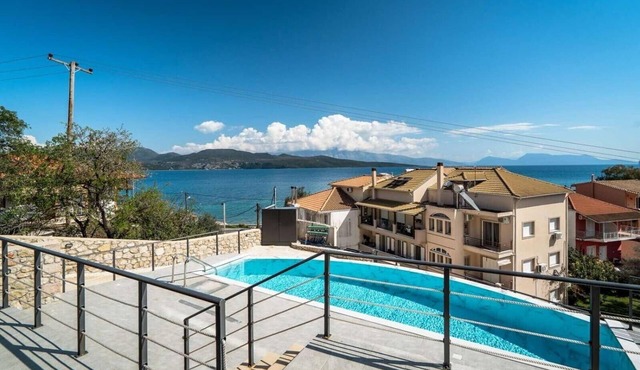 Apartment 'Danai Luxury Suite' with Balcony, Wi-Fi and Air Conditioning