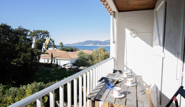 Apartment 'Duplex' with Sea View and Balcony