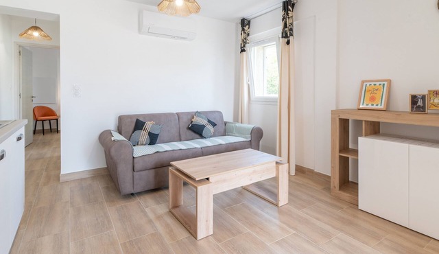 Apartment 'La Dolce Vita 3' with Sea View, Wi-Fi and Air Conditioning