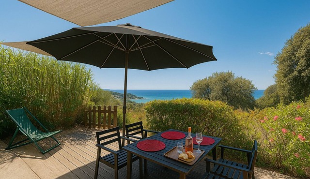 Apartment * sea view in the heart of the Corsican maquis, 5 mm from the beach