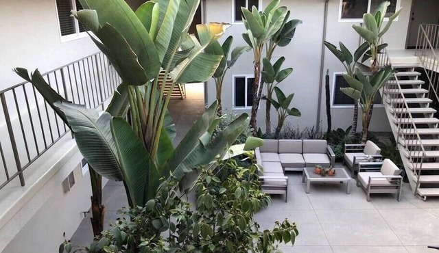 Apt 11: Playful 2-bed 2-bath, Steps from the beach