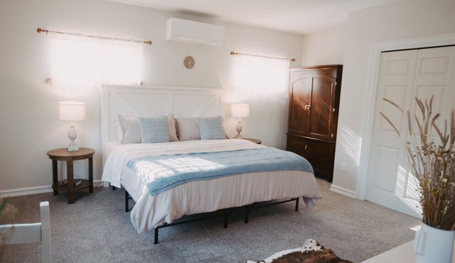 Apt. #2 · Goldsmith's River Front Inn- Rattlesnake Apartment
