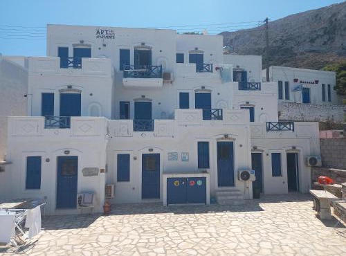 ART STUDIO APARTMENTS