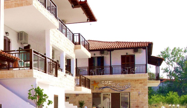 Avra Hotel