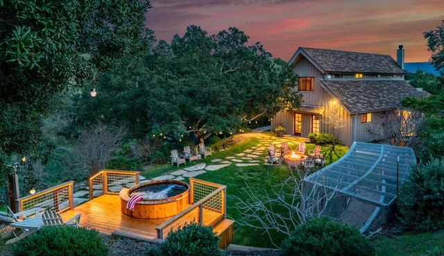 Ballard Canyon Ranch - Beautiful Home on 20 acres in Wine Country