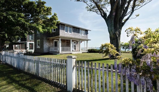 BayFront Cottage