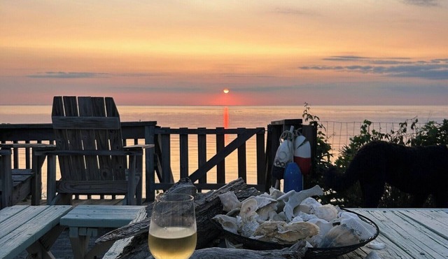 Beach Bettie's | Chesapeake Bay Waterfront Cottage w/Sunset Views, Secluded Charm Near Cape Charles