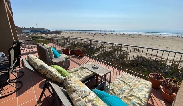 Beachfront 3 BDR Downtown Pismo Beach.