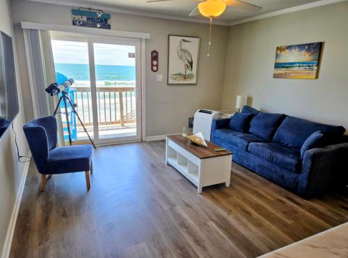 Beachfront Condo 103