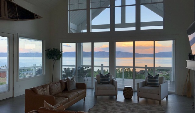 Bear Lake Boat House