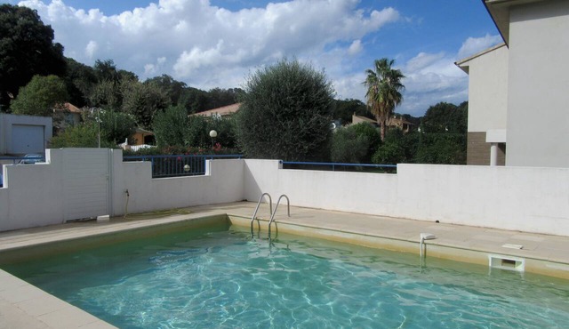 Beautiful privately furnished holiday flat