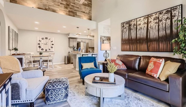 Beautiful 2 Br. Apartment (218149) by Houzlet