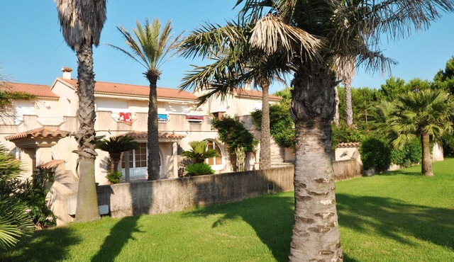 Beautiful apartment for 5 people with A/C, WIFI, TV, terrace and pets allowed