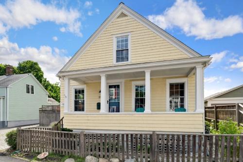 Beautiful Cottage in Downtown Bristol