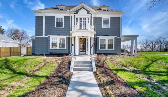Beautiful Historic Henry Jacoby Residence