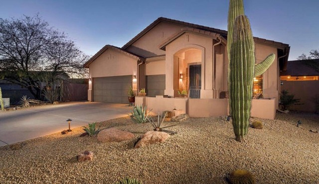 Beautiful home near the Superstition Mountains