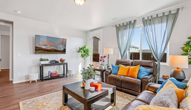 Beautiful, Newly Built Home with Central A/C !