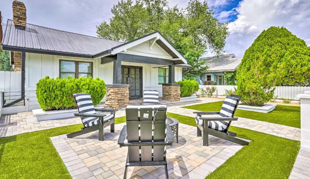 Beautiful Prescott Cottage with Chic Patios!