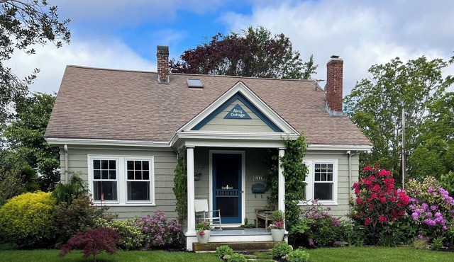 Beautiful Property, well maintained, near mansions & beach, private kitchen