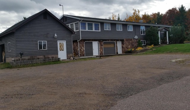 Beautiful setting, 2 mi W of Marquette, sleeps 8, on the Iron Ore Heritage Trail