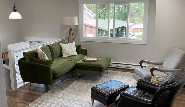 Beautifully updated home in the South Hills