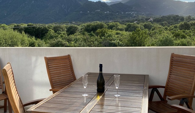 Bel Appartement Ensoleillé, 3 Chambres Pour 6 Personnes, à Proximité de la Plage