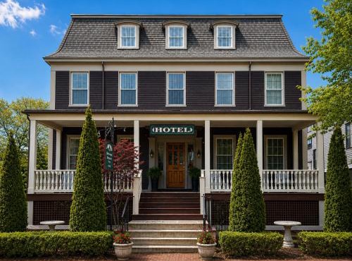 Bellevue Manor
