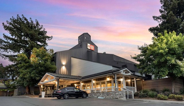Best Western Plus Inn At The Vines